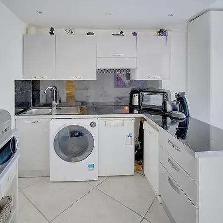 Studio Palais Rouaze 1 Mn Plage Croisette A0B176 Apartment Cannes